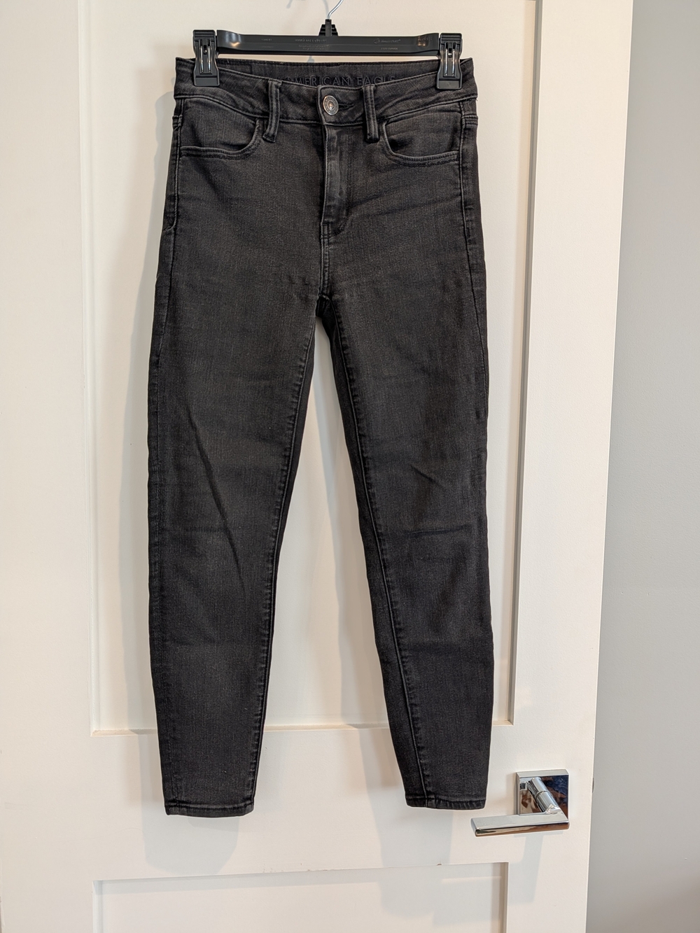 American Eagle Next Level Stretch Skinny Jeans Size 2 X-Short Black